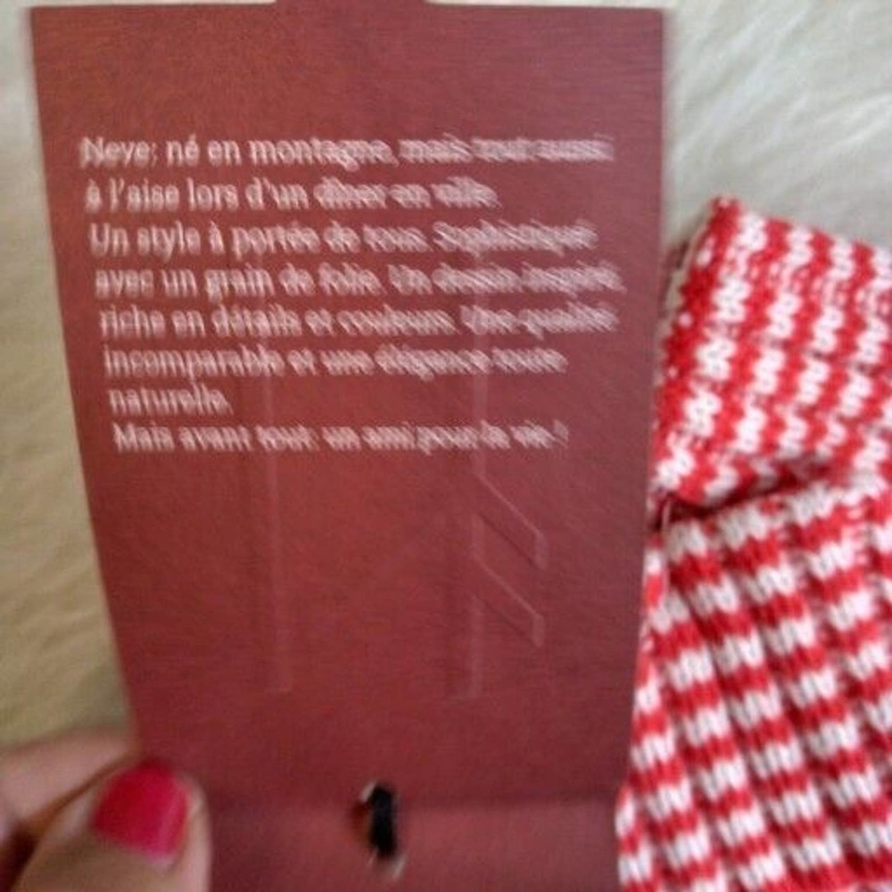 NEVE Peak Chic Mittens Womens One Size Red and White New Winter Gloves Christmas - Picture 5 of 7